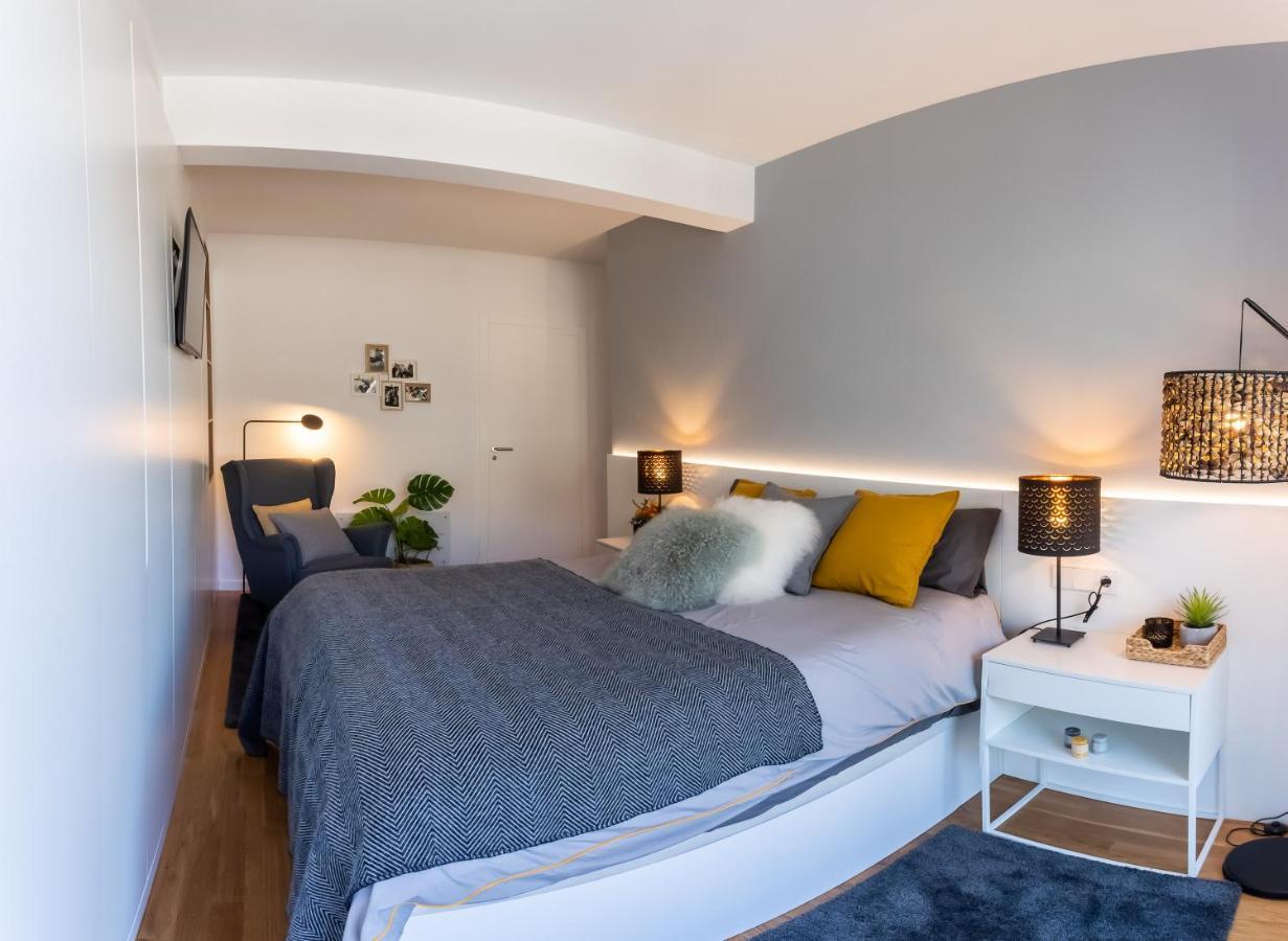 Impresionante Apartamento En Plaza De Galicia Vilagarcia de Arousa Exterior photo